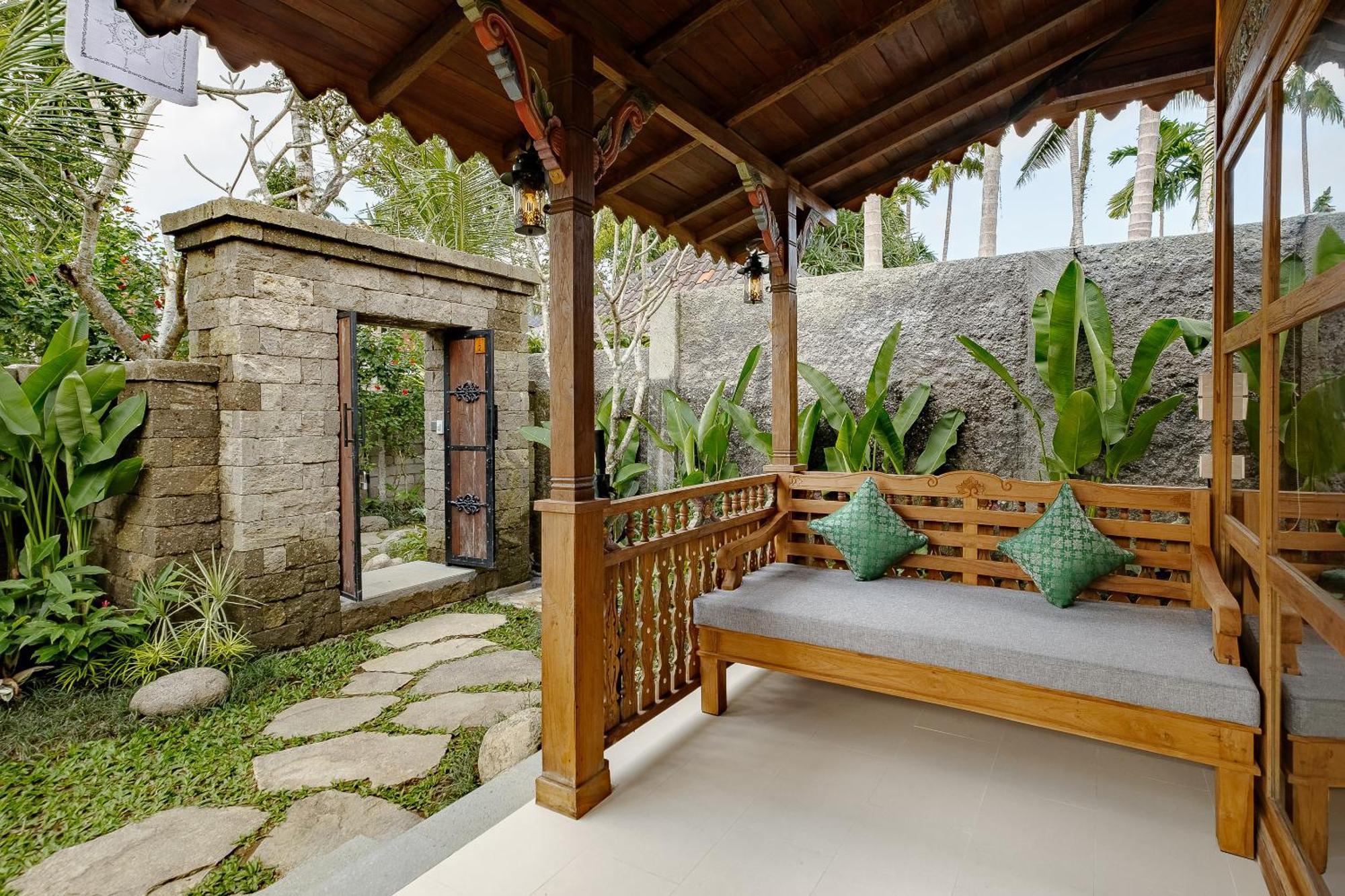 Uddhara Ubud Villa Екстериор снимка